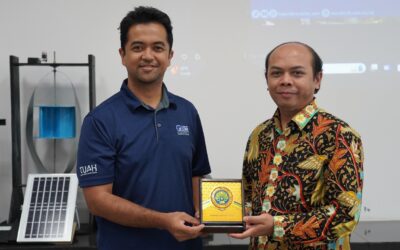 Kuliah Tamu oleh Dr. Mohd Nur Azmi bin Nordin dari UTeM di Universitas Negeri Malang: Material Reliability on Composite Materials