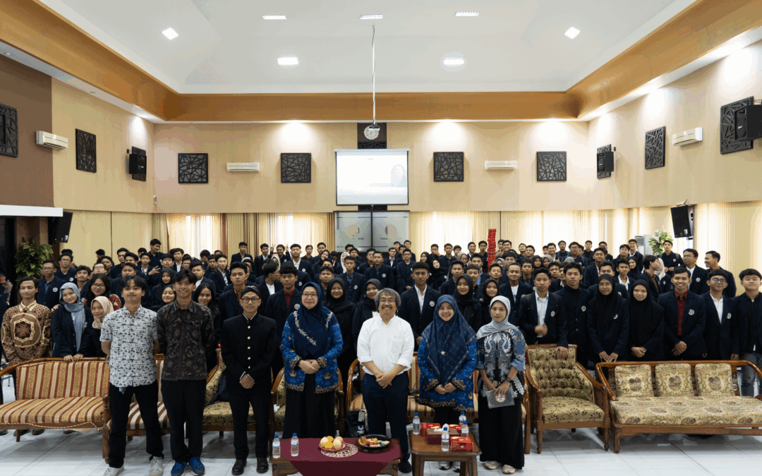 Kuliah Tamu Teknik Mesin UM Hadirkan Prof. Tim Pasang dari Western Michigan University: Bahas Masa Depan Rekayasa Manufaktur dan Material di Era Industri 5.0